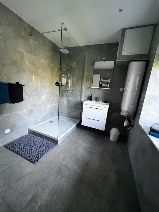 Superbe Appartement Danjoutin Exterior foto